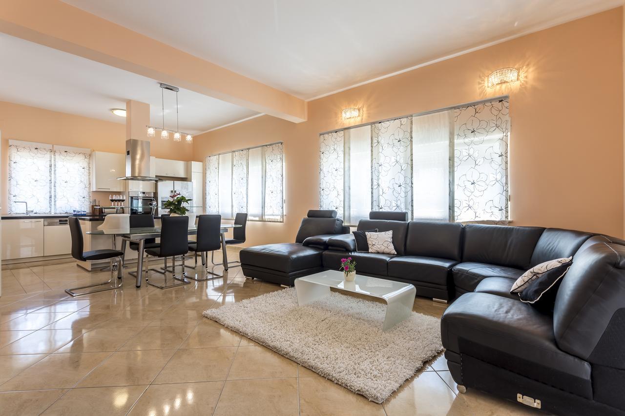 ספליט Apartmani Lukic מראה חיצוני תמונה