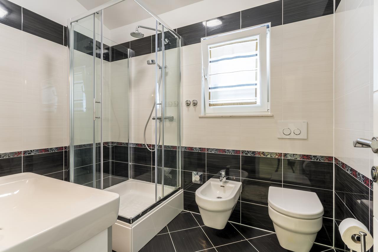 ספליט Apartmani Lukic מראה חיצוני תמונה